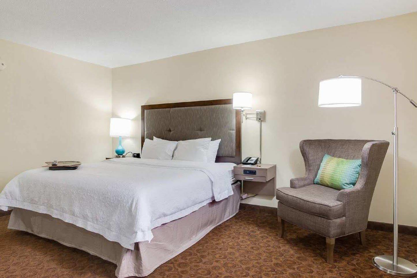 Hampton Hotel Dickson
