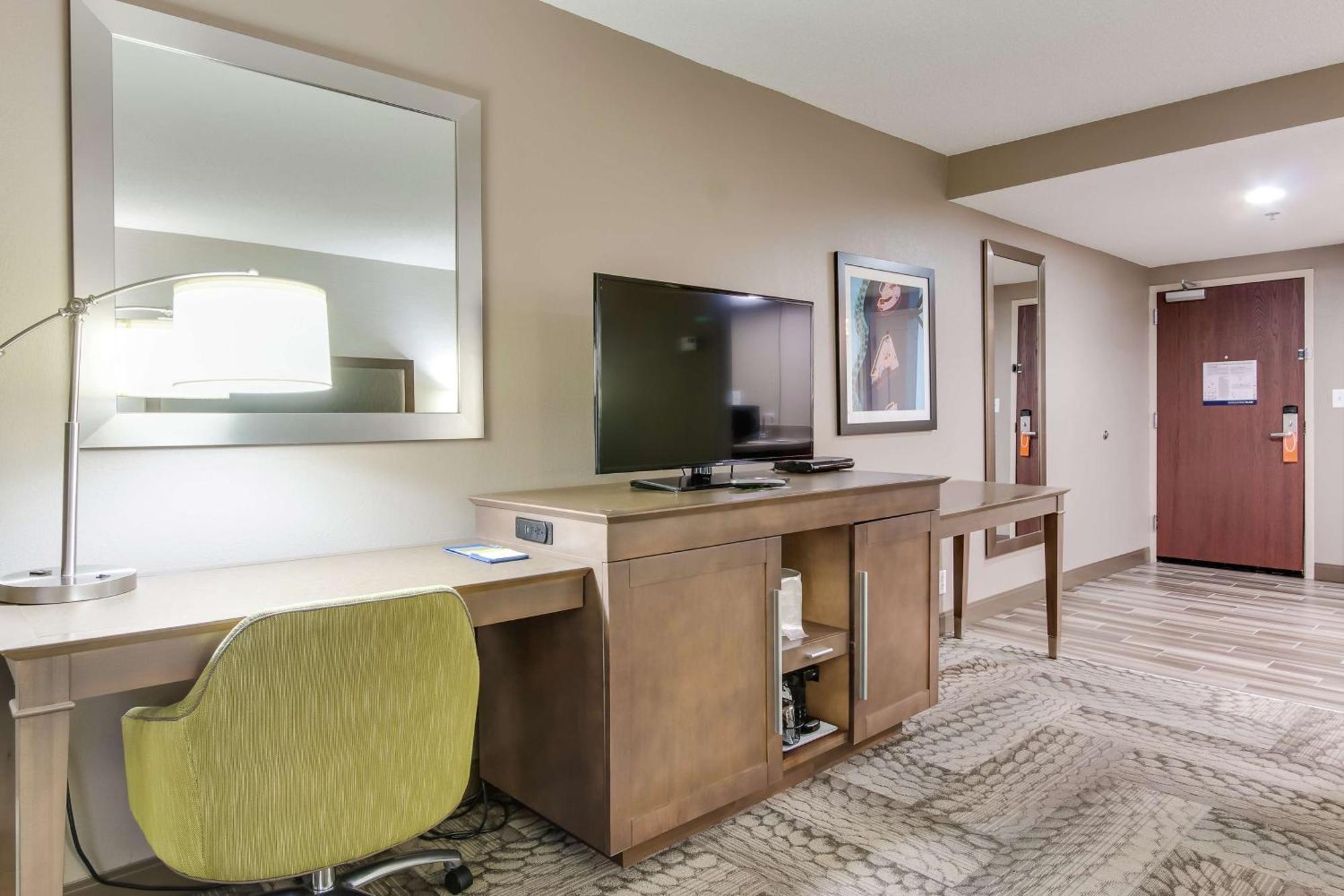 Hotel Hampton