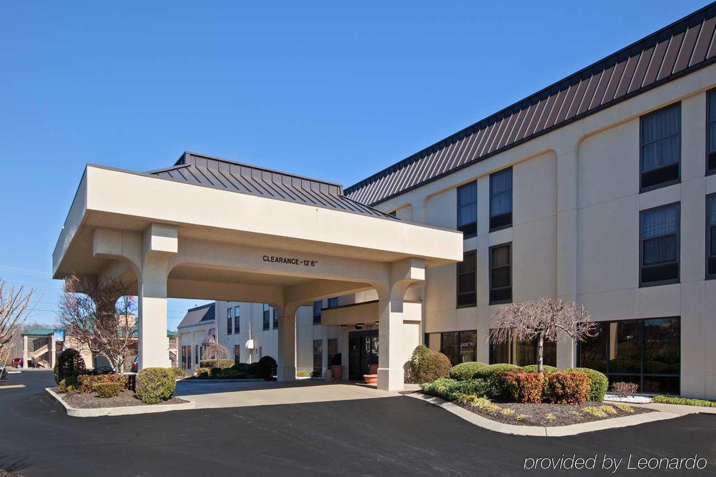 Hampton Hotel 3*