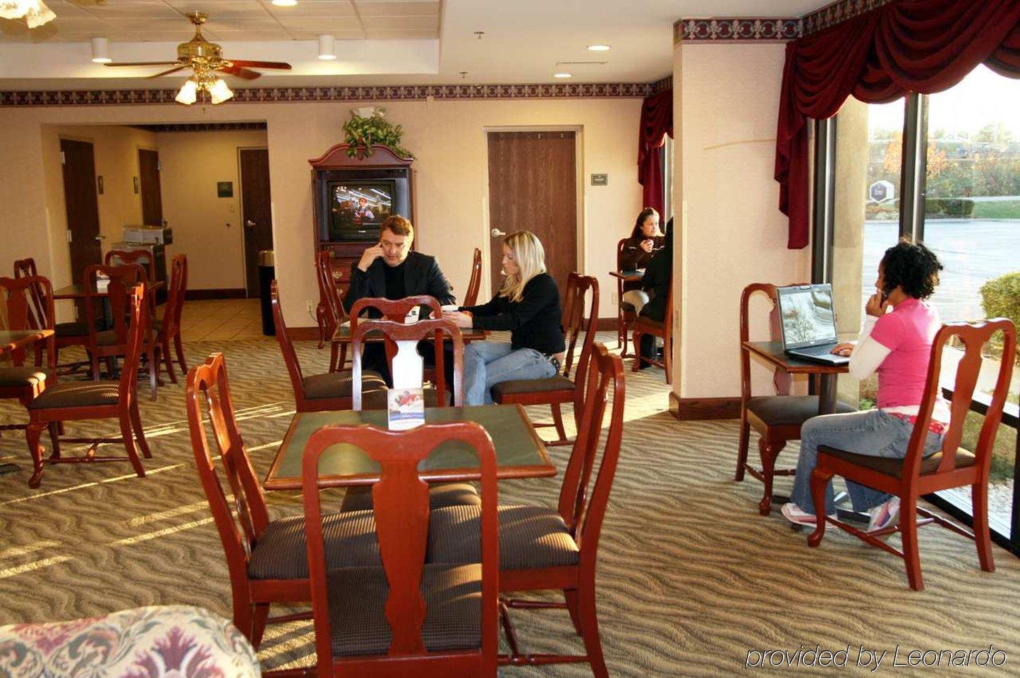 Hotel Hampton Dickson
